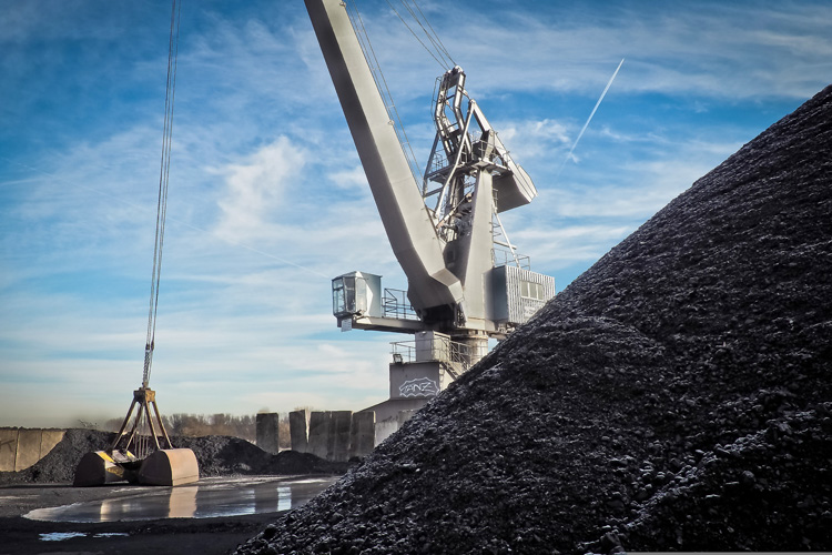 青島港汽車進(jìn)口報(bào)關(guān) 青島港汽車進(jìn)口報(bào)關(guān)